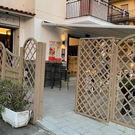 Vicino Al Mare. Apartment